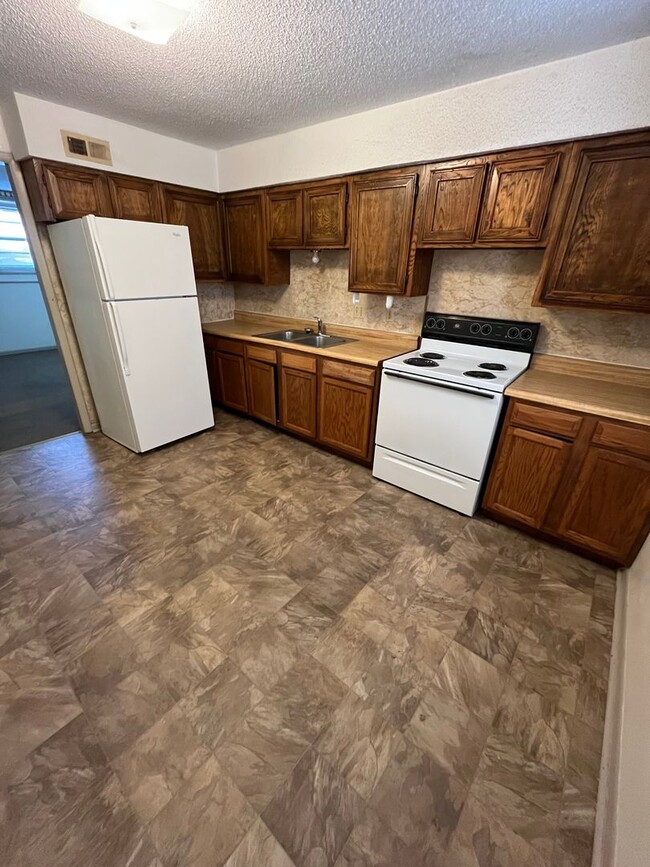 Interior Photo - Eisenhower Apartments