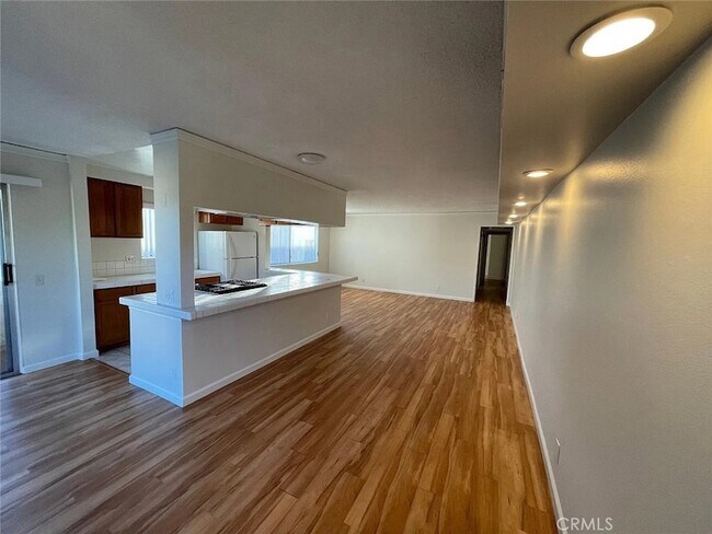 Foto del edificio - 617 E Angeleno Ave