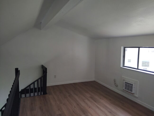 Foto del edificio - 2122 Bradford St