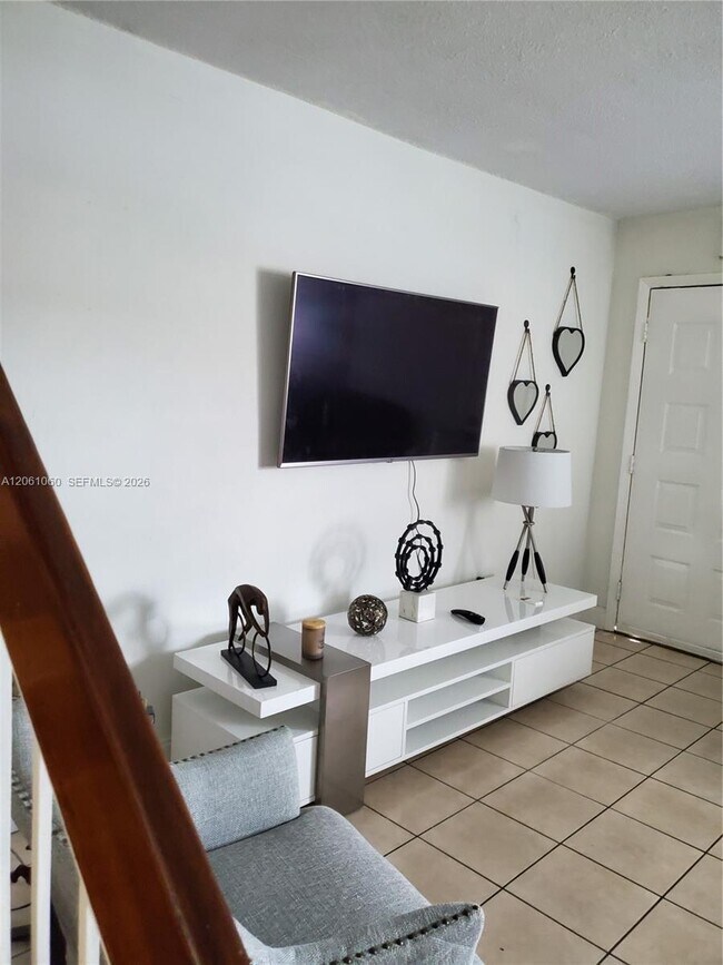 Foto del edificio - 7510 SW 152nd Ave