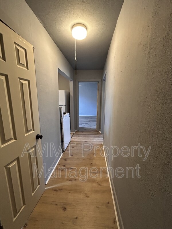 Foto del edificio - 1534 3rd Ave SE