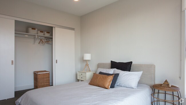 2HAB, 2BA - 1214 ft² - 150 Berendo