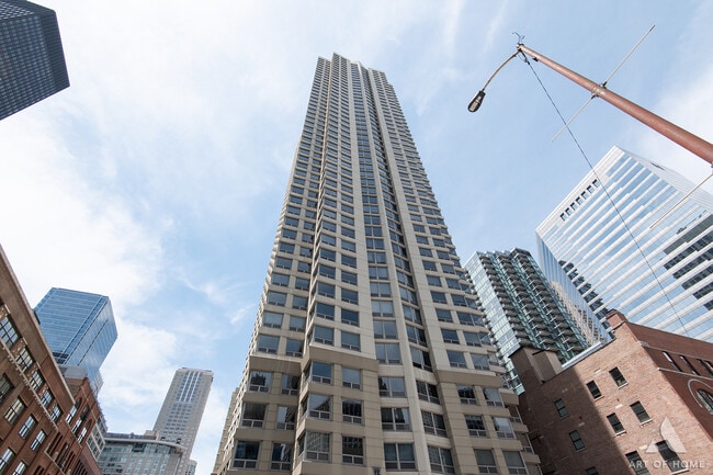 Building Photo - 440 N Wabash Ave
