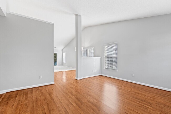 Foto del edificio - ***PEDNING*** Charming Ranch Home in Apex ...