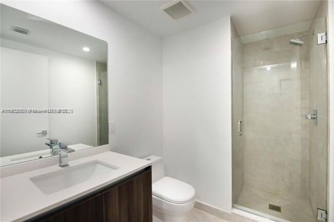 Building Photo - 488 NE 18th St