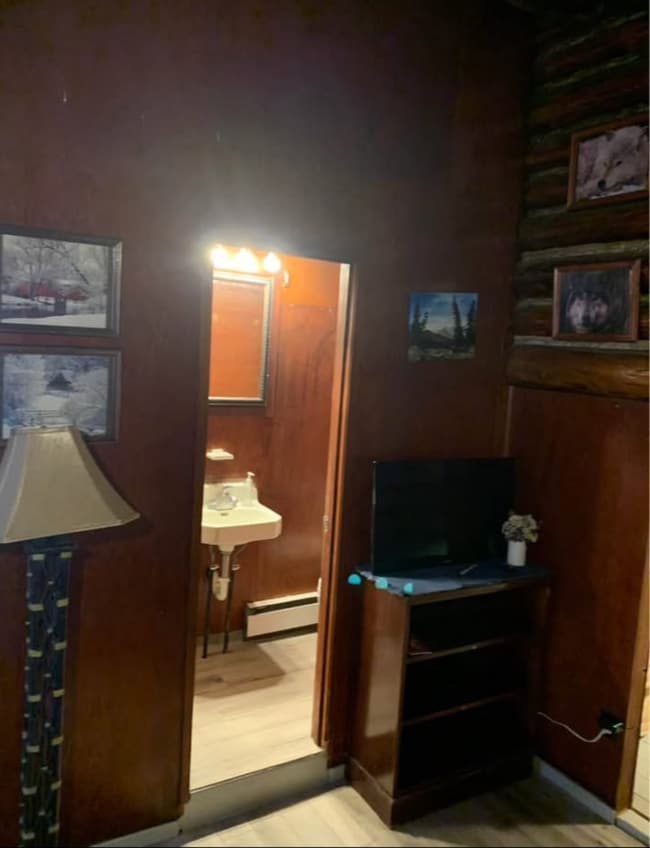 Building Photo - 206 Minnie St