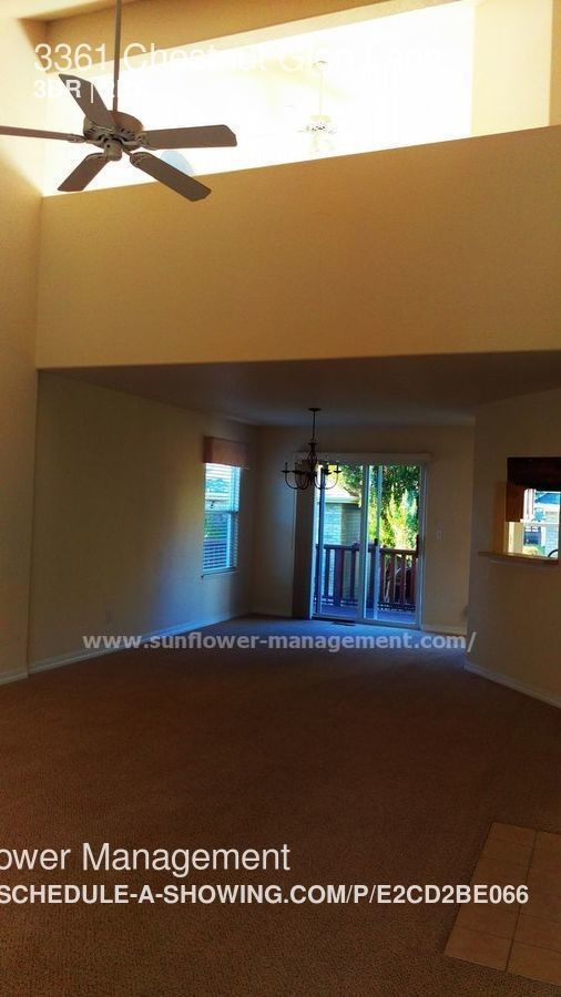 Foto del edificio - 3361 Chestnut Glen Ln