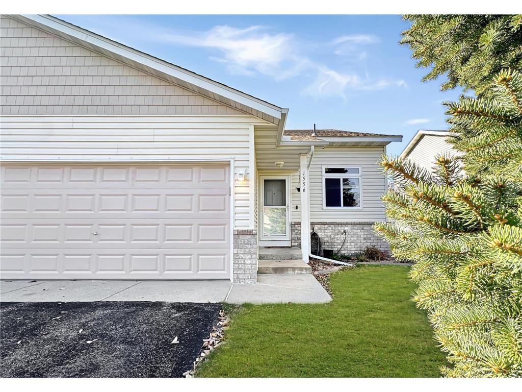 Foto principal - 1556 Chartreux Ave