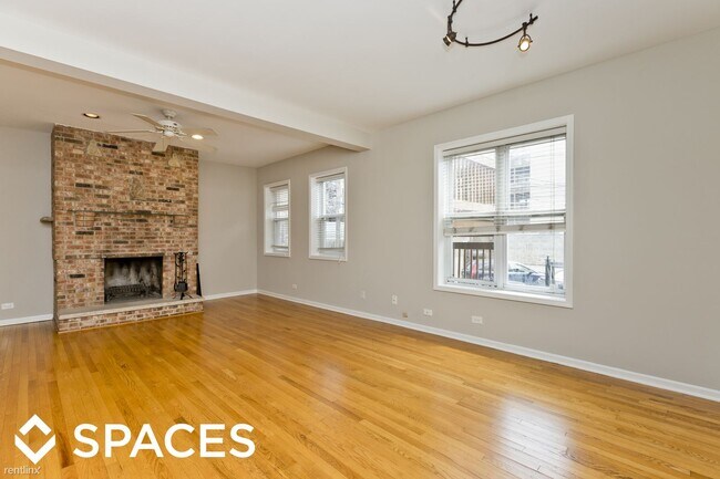 Building Photo - 2 br, 1 bath  - 617 W Drummond Pl Unit 1CW