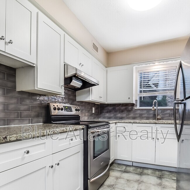 Foto del edificio - 3903 Hawthorne Ave