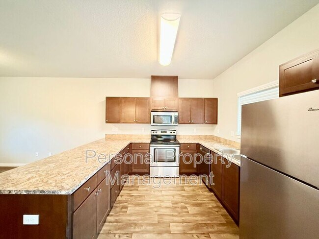 Building Photo - 12600 NE 49th St