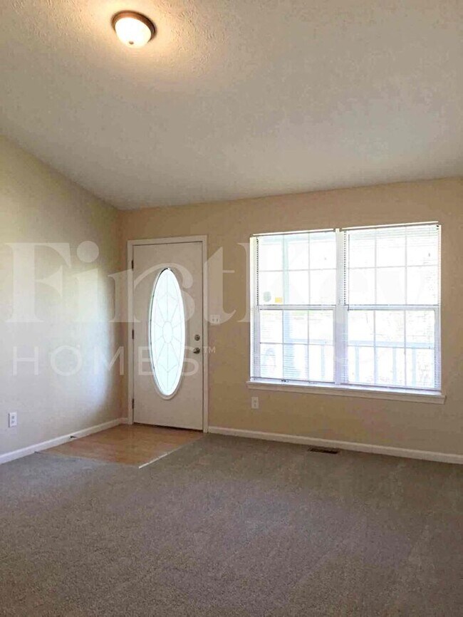 Foto del edificio - 2835 Greenview Way