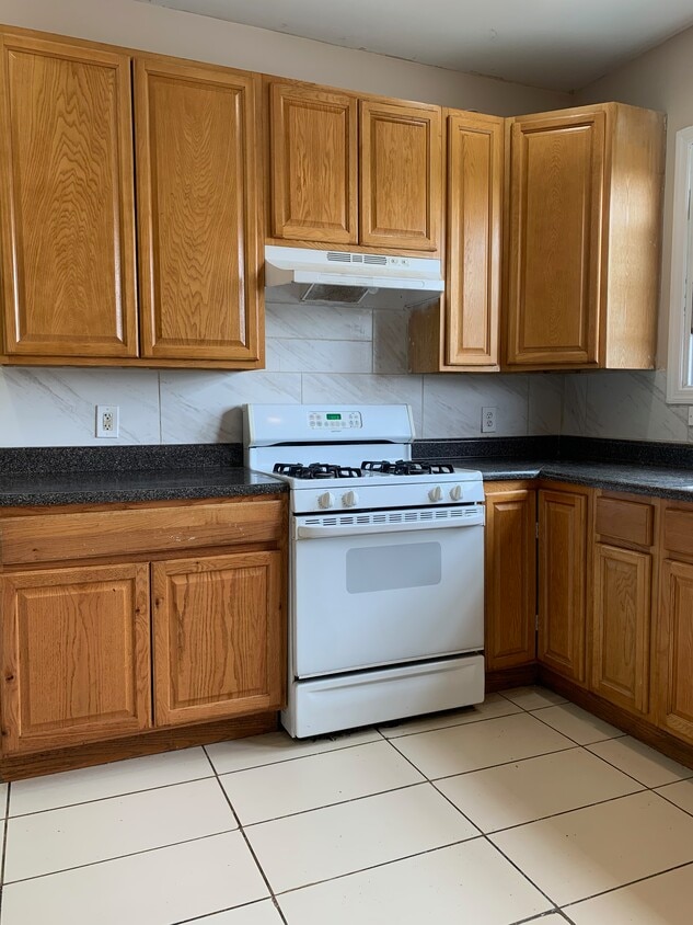 New marble backsplash - 69 Schley St