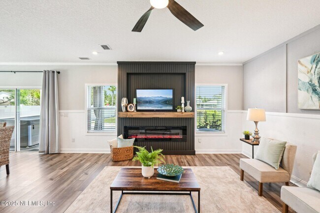 Foto del edificio - 290 Dahlia Falls Dr