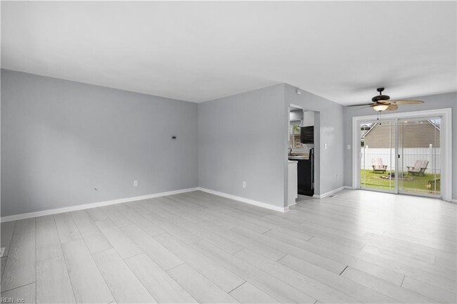 Building Photo - 528 Lavender Ln