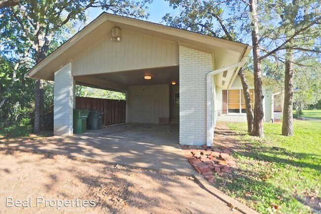 Building Photo - 3 br, 2 bath House - 714 S. Rosemary Dr