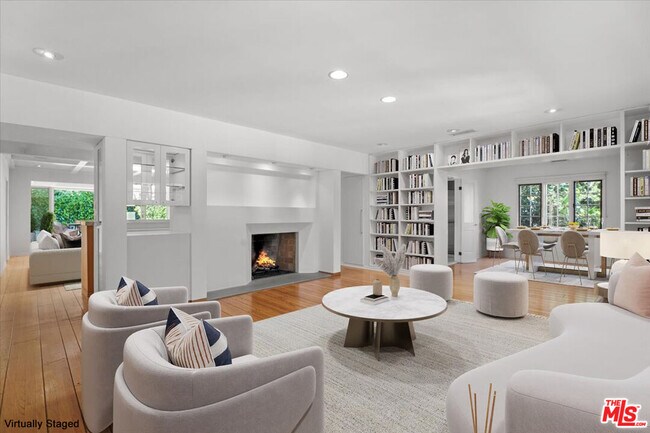 Foto del edificio - 4031 Hollyline Ave