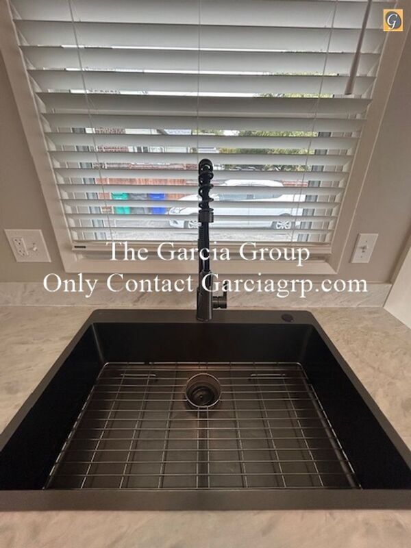 Foto del edificio - 3423-3435 SE 78th Ave