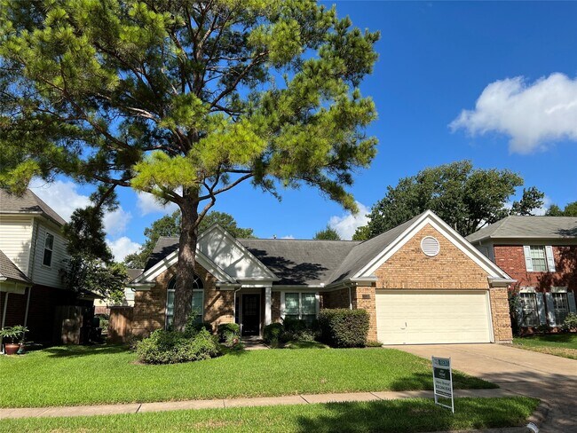 Foto del edificio - 3215 Bluebonnet Meadows Ln