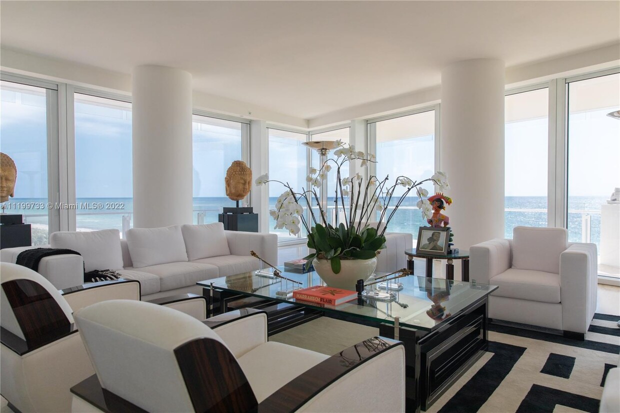 Foto principal - 9001 Collins Ave