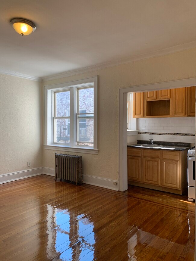 Building Photo - 128 Dehart Pl