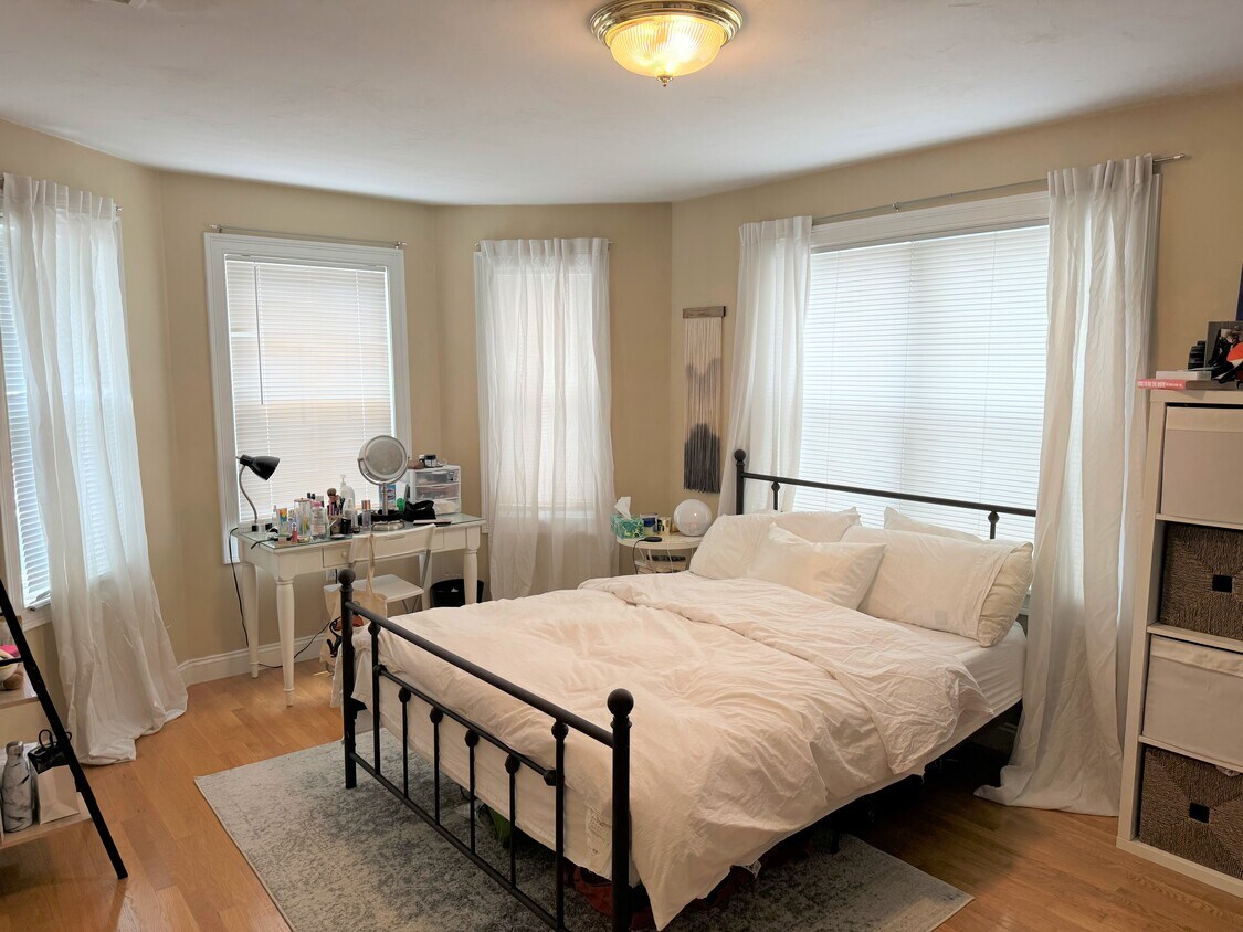 Foto principal - 204 Marion St