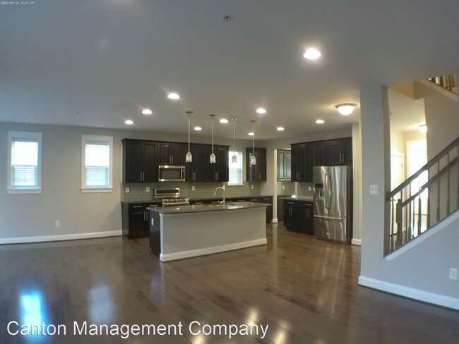 Foto del edificio - 5 br, 4.5 bath House - 1054 Collier Run Rd.
