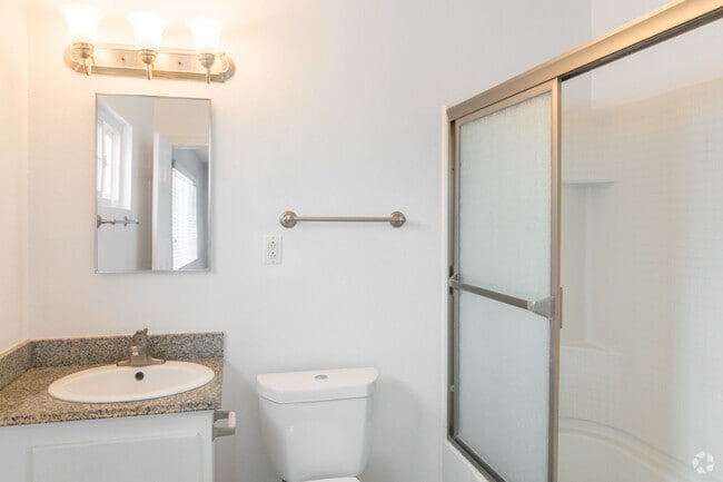 1BR-1BA 700 sqft - Northwind Apartments