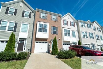 Building Photo - 1408 Onnesta Ct