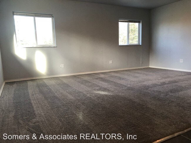 Building Photo - 3 br, 1 bath House - 2312 Freedom Dr