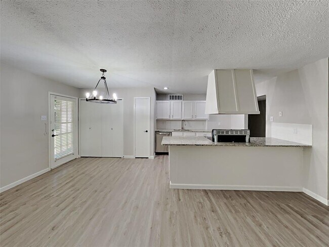 Foto del edificio - 519 Windsor Dr