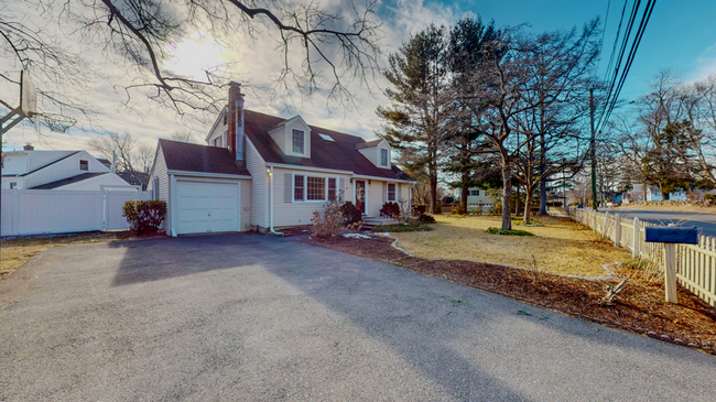 Foto del edificio - 4 Bedroom Single Family Cape