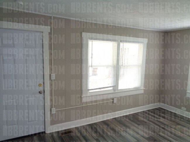 Foto del edificio - 643 Syracuse Ave 3BR/1BA (Dayton)