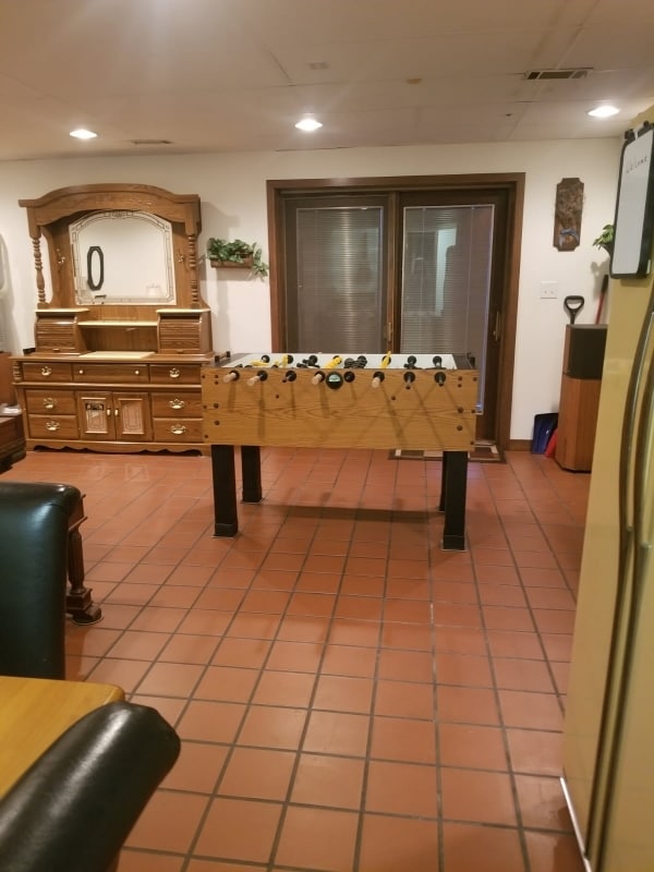 Foto del edificio - 892 N State Rd 149