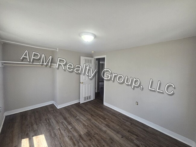 Building Photo - 3064 Beaumont Ave
