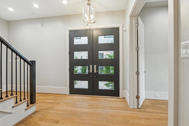 Building Photo - 1509 Caywood Ln