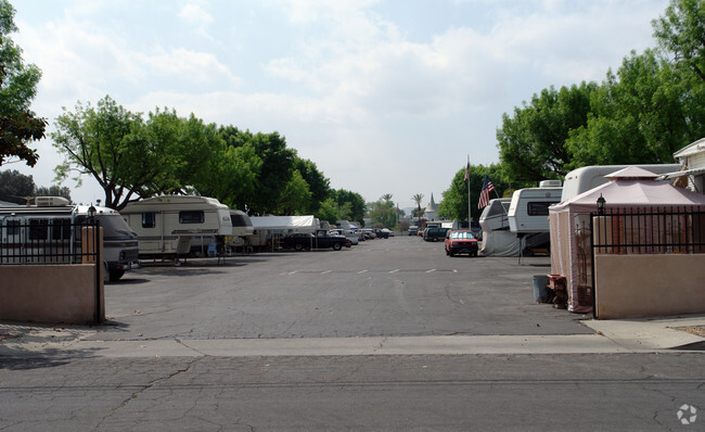 Foto del edificio - Hemet Valley Residential Park