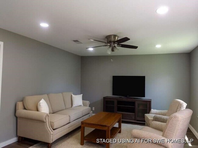 Foto del edificio - 7619 Ilex St