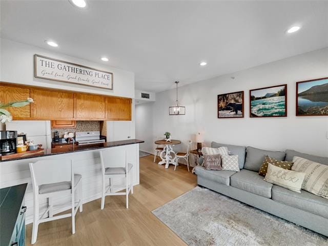 Building Photo - 401 E Pearl St