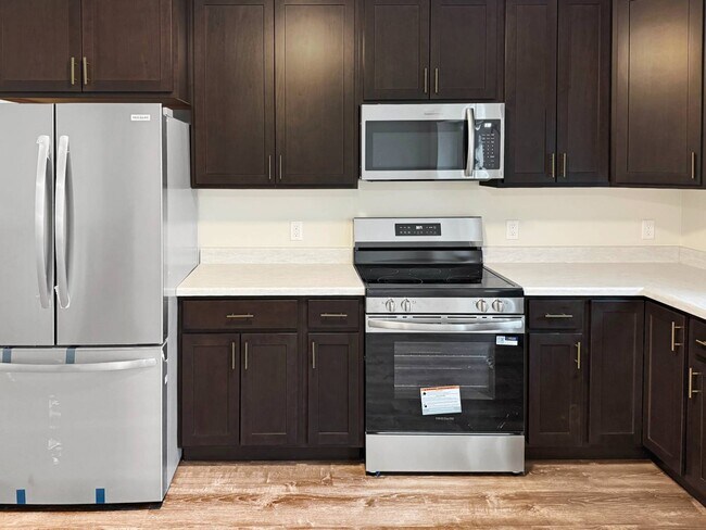 Foto del edificio - 607 W Main St