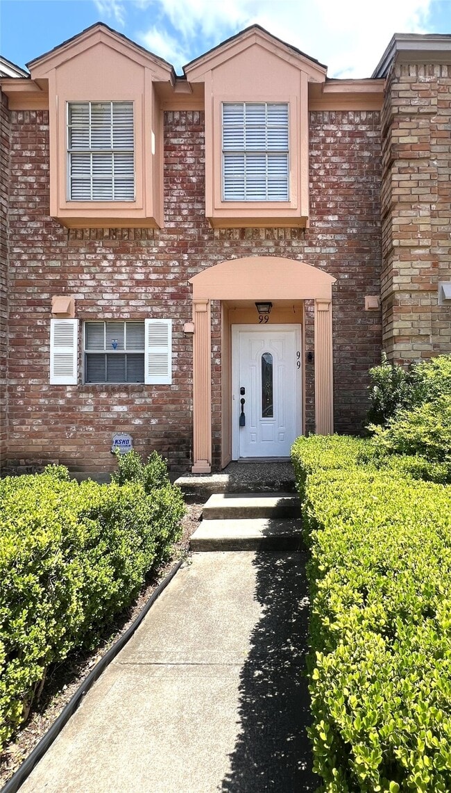 Building Photo - 14333 Memorial Dr