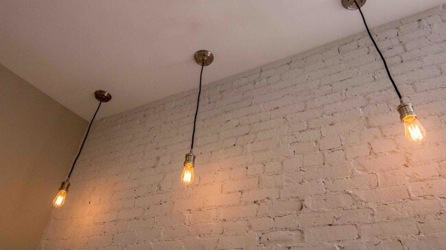 Building Photo - 38 Williams St