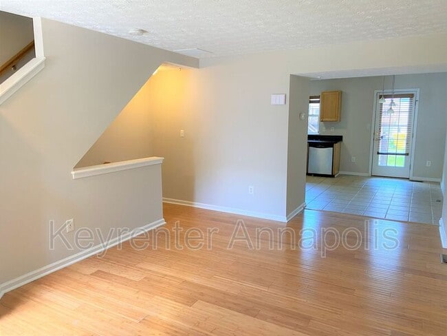 Building Photo - 8221 Water Lily Way