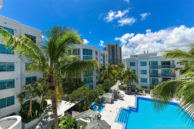 Building Photo - THE COSMOPOLITAN RESIDENCES ON SOUTH BEACH