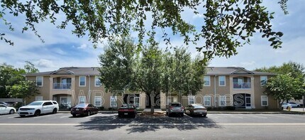 Building Photo - 5101 Playpen Dr