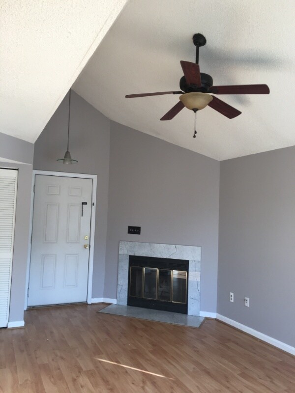 Foto del edificio - 14113 Yardarm Way