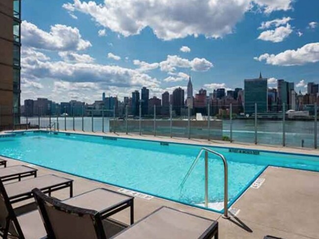 Foto del edificio - Avalon Riverview North
