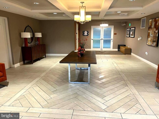 Foto del edificio - 10520 Resort Road