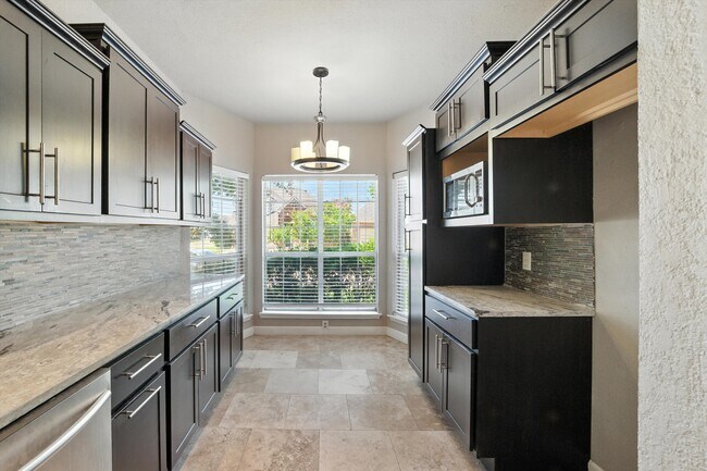 Foto del edificio - 9128 Cumberland Dr