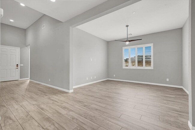 Building Photo - 8668 Hartmont St